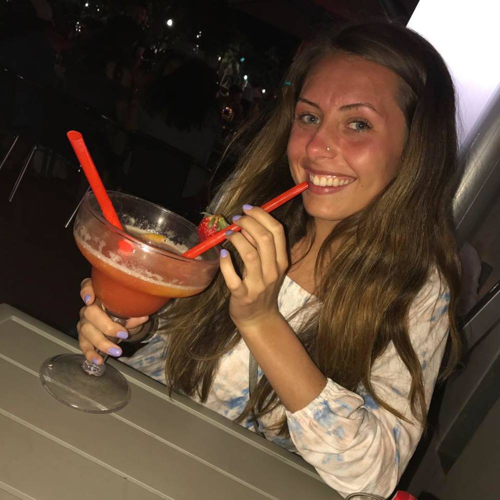 Meet your Posher, Maddie